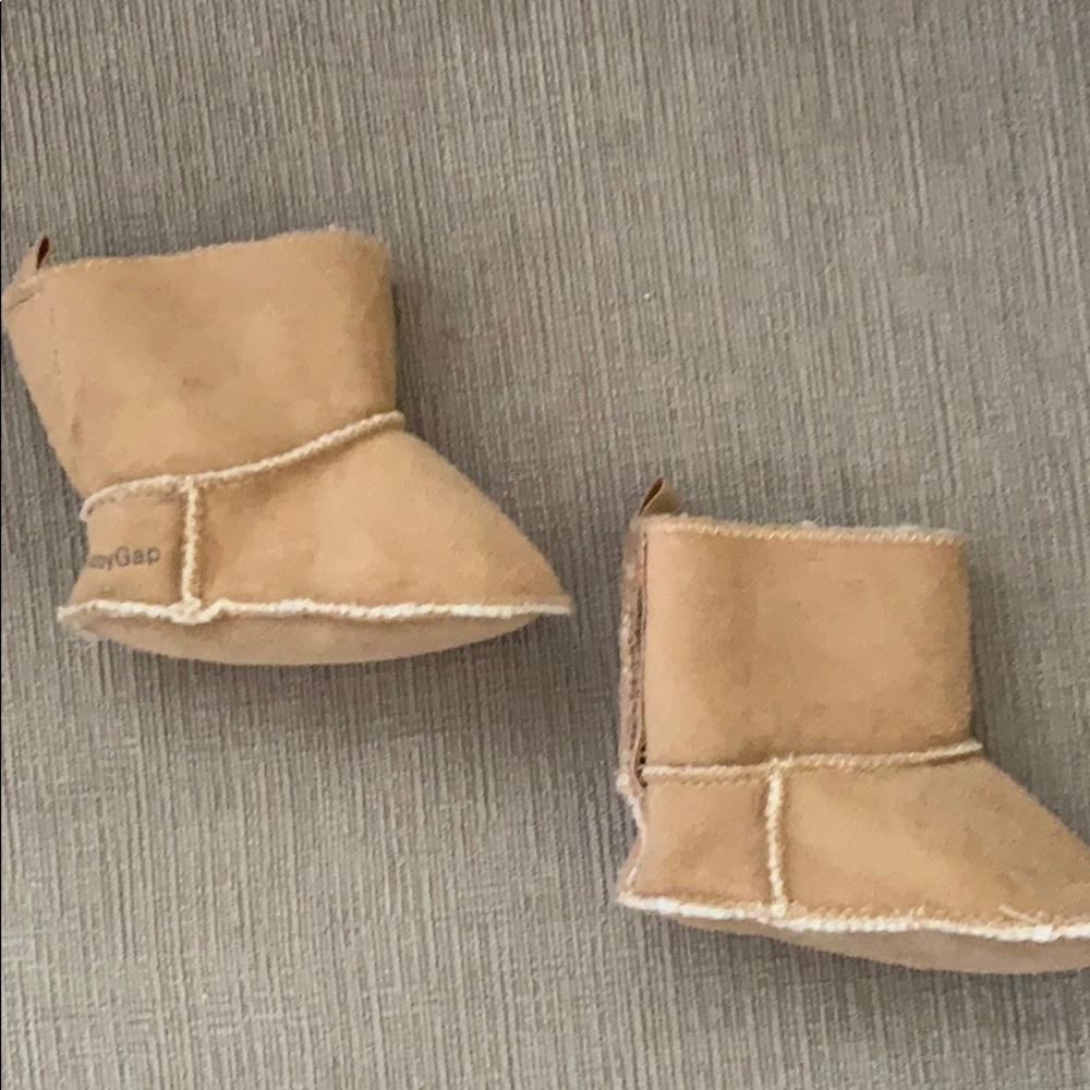 Sherpa baby boots baby gap